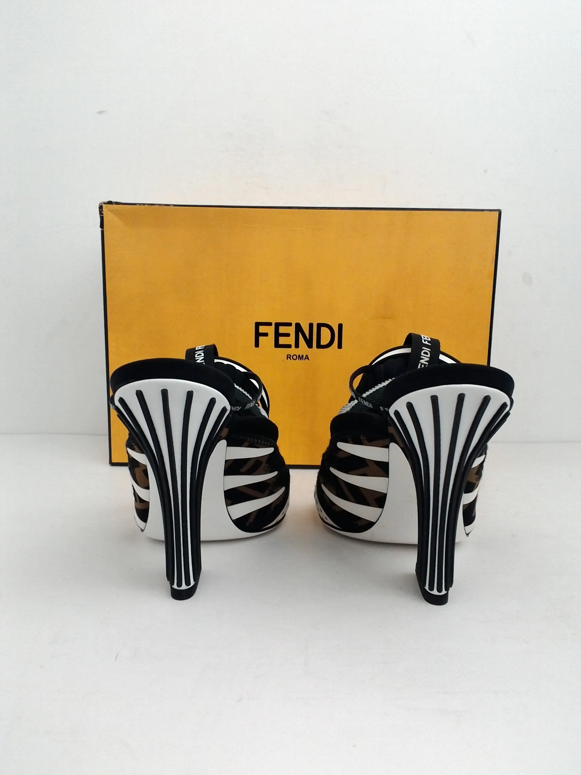 Fendi Women's Sandalo Rete Mix Patch LY FF  EL TRIC Size 36.5